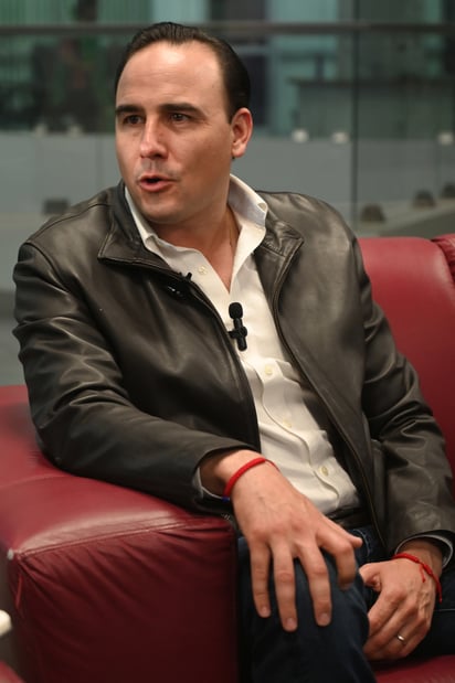 Manolo Jiménez Salinas (@manolojim), de la Alianza Ciudadana por la Seguridad (PAN-PRI-PRD).