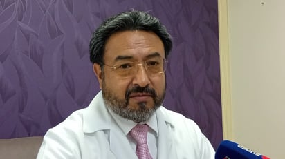 Julio Garibaldi Zapatero, director del Hospital General 'Dr. Salvador Chavarría Sánchez' de Piedras Negras.