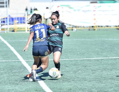 Buen nivel exhibieron las mujeres en las diferentes canchas de juego.