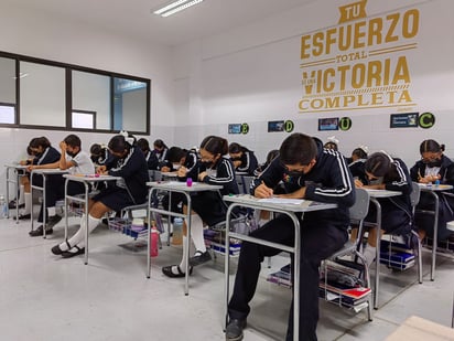 Gracias al acompañamiento y apoyo de todos sus docentes, Regina perfeccionó su capacidad para resolver problemas numéricos.