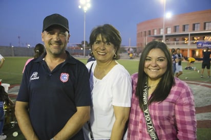 Igor, Elsa y Carla (EL SIGLO DE TORREÓN/VAYRON INFANTE)