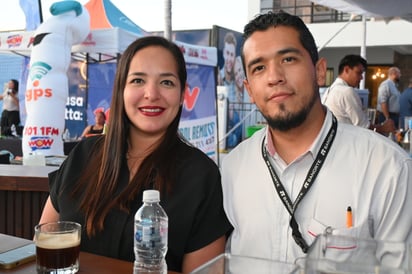 Laura Sofía y Gustavo (EL SIGLO DE TORREÓN/RAMÓN SOTOMAYOR)