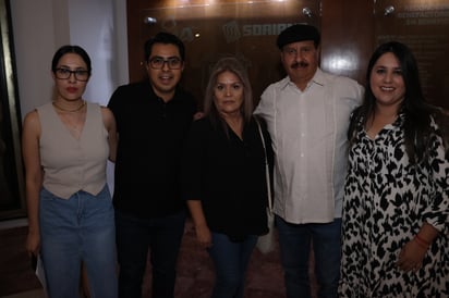 Anahí, José Luis, Abelina, Benito y Karen (EL SIGLO DE TORREÓN/VAYRON INFANTE)