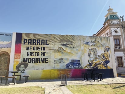 Mural dedicado al general junto al Teatro Hidalgo en Parral, Chihuahua. Crédito: Saúl Rodríguez