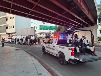 Las autoridades norteamericanas implementaron sus protocolos de seguridad.  (Foto: RENÉ ARELLANO / EL SIGLO COAHUILA)