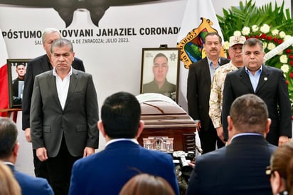 El gobernador de Coahuila encabezó esta mañana el homenaje a Giovani Coronado Cortés, agente que perdió la vida tras el enfrentamiento de este miércoles 26 de julio en la región norte.