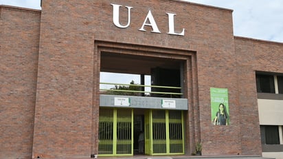 La beca consta del 100 por ciento en colegiatura anual, semestral, cuatrimestral e inscripción a la UAL.
