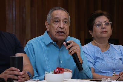 De acuerdo con Rodolfo Silva Rosales, presidente de la asociación, el gobernador duranguense ha estado muy cercano al presidente Andrés Manuel López Obrador. (VAYRON INFANTE)