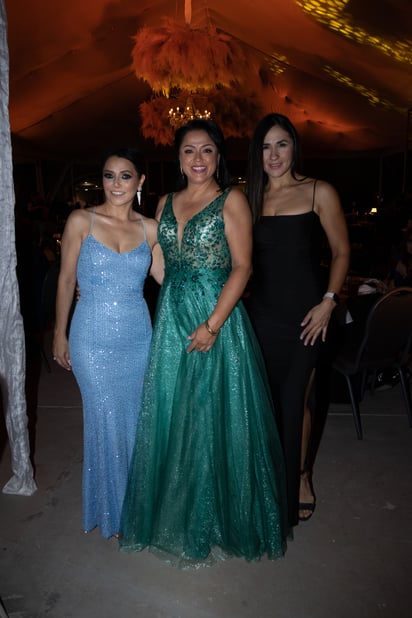 Beatriz, Mónica y Cristina 