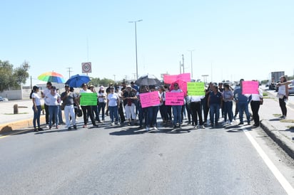 Hubo un bloqueo en Torreón por la falta de pago del Ahorro Magisterial.