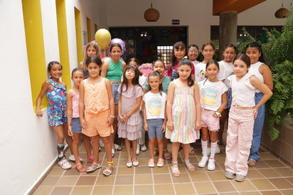 Celebraron el noveno cumpleaños de la pequeña Marilú en Casa Feliz (EL SIGLO DE TORREÓN/ENRIQUE CASTRUITA)