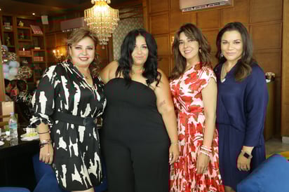 Ruth Flores, Gloria Garza, Mercedes Hernández y Michel (EL SIGLO DE TORREÓN/ENRIQUE CASTRUITA)