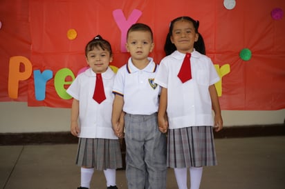Sara, Aarón y Airam (EL SIGLO DE TORREÓN/ENRIQUE CASTRUITA)