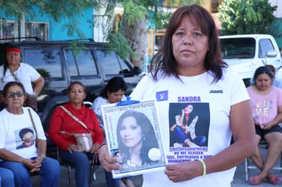Juana Isabel Barraza 'Juanis', desde el 2008 lucha por encontrar a su hija Sandra Yadira.