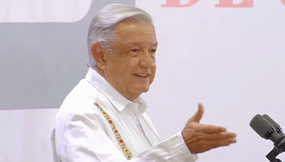 El presidente López Obrador defendió que, en materia económica, su Gobierno se ha destacado por atender a las bases sociales, lo que ha derivado en mayores ingresos y niveles de felicidad en el pueblo mexicano.