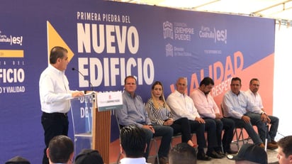 El gobernador de Coahuila, Miguel Ángel Riquelme, destacó que se han generado cambios significativos en el desempeño de los agentes viales. (FERNANDO COMPEÁN)