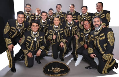 La Orquesta Filarmónica del Desierto ofrecerá uno de los más solicitados conciertos de su repertorio: “Gala Mexicana, Mariachi Sinfónico, con el Mariachi Gama Mil”.