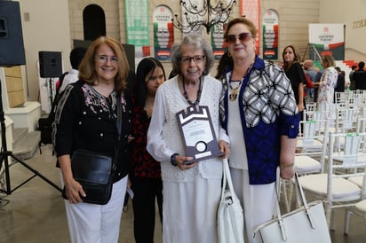 Magda Madero, Marisol Aguiñaga, Rosa Gámez y Reyes Retana y Queruve Lizarraga (EL SIGLO DE TORREÓN/ENRIQUE CASTRUITA)