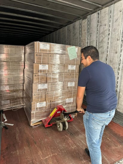 Los materiales de apoyo llegaron a Coahuila el pasado jueves y viernes. (CORTESÍA)