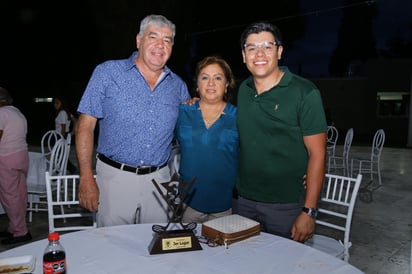 Jorge García, Sandra Nájera y Alan García (EL SIGLO DE TORREÓN/ENRIQUE CASTRUITA)