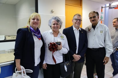 Cecilia Deni, María Rodríguez, Carlos Silos y Sunny Sharma (EL SIGLO DE TORREÓN/ENRIQUE CASTRUITA)