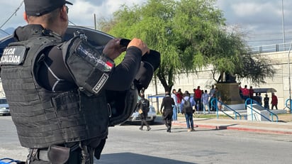 Alrededor de 30 obreros son los que asistieron al lugar. (Foto: SERGIO A. RODRÍGUEZ / EL SIGLO COAHUILA)