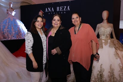 Ana Reza, Laura Reza y Margarita Barrón.