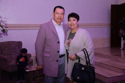Jesús Rojas y Angie Jaquer.