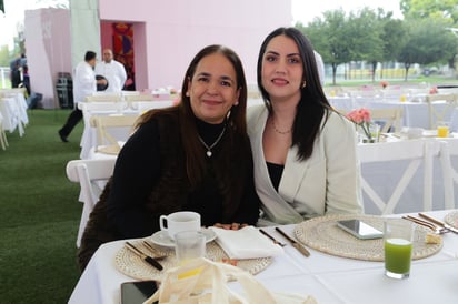 Ivonne Martínez y Julia Mendoza (EL SIGLO DE TORREÓN/ENRIQUE CASTRUITA)