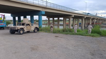 Autoridades no han dado respuesta alguna a la solicitud de reapertura al tránsito vehicular por el Puente Internacional Uno. (Foto: RENÉ ARELLANO / EL SIGLO COAHUILA)