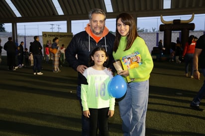 Sergio, Estefanía y Estefanía (EL SIGLO DE TORREÓN/ENRIQUE CASTRUITA)