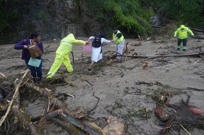 Daños por el huracán Otis en Guerrero.