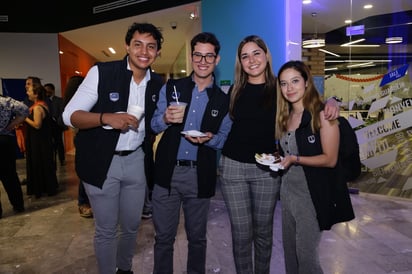 Javier Aguilera, Diego Delgado, Karla Camacho y Arantxa Echavarri.
