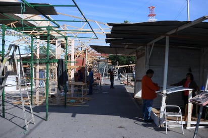 La expectativa entre los comerciantes es muy positiva. (Foto: VAYRON INFANTE / EL SIGLO DE TORREÓN)