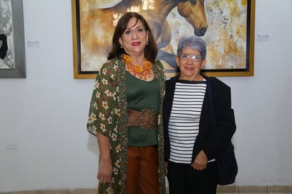 Dora y María Elena.
