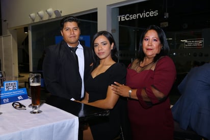 David, Karla y América (EL SIGLO DE TOREEÓN/ENRIQUE CASTRUITA)