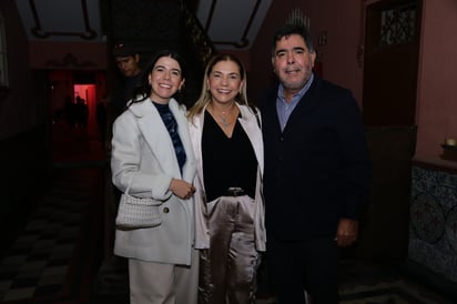 Marifer Garrido, Genoveva y Roberto (EL SIGLO DE TORREÓN/ENRIQUE CASTRUITA)