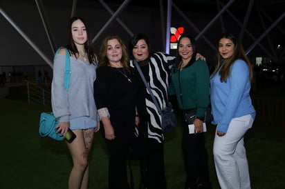 Camila, Claudia, Ema, Betty y Daniela (EL SIGLO DE TORREÓN/ENRIQUE CASTRUITA)