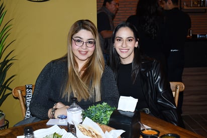 Cynthia Alanis y Caro Rentería (EL SIGLO DE TORREÓN / FERNANDO COMPEÁN)