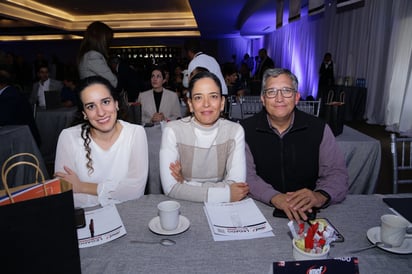 Ana Cecilia Álvarez, Moru Mortera y José Antonio Hernández (EL SIGLO DE TORREÓN/ENRIQUE CASTRUITA)
