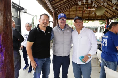 Manuel Rosales, Héctor Gaytán y Federico Liu (EL SIGLO DE TORREÓN/ENRIQUE CASTRUITA)