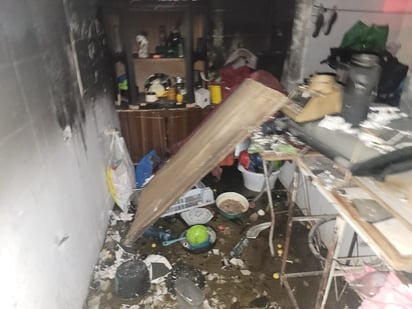 El incendio dejó daños de consideración. (EL SIGLO DE TORREÓN)