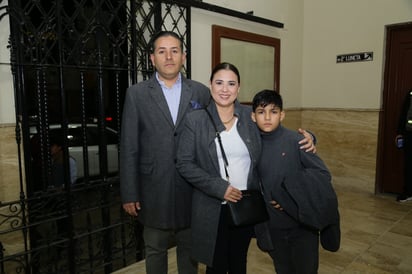 Armando, Marcela y Andrés (EL SIGLO DE TORREÓN/ENRIQUE CASTRUITA)