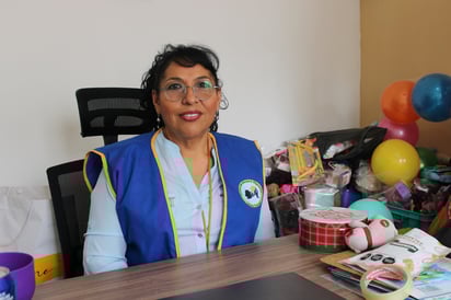 Concepción Martínez Rodríguez, coordinadora del Centro de Día para Migrantes 'Jesús Torres', dice que el deseo de superarse de las mujeres 'es admirable'(DANIELA CERVANTES) 