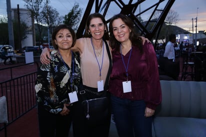Blanca Holguín, Angélica Martínez y Lorena Ramírez (EL SIGLO DE TORREÓN / ENRIQUE CASTRUITA)