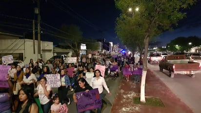 Marcha 8M en Piedras Negras (EL SIGLO DE TORREÓN)