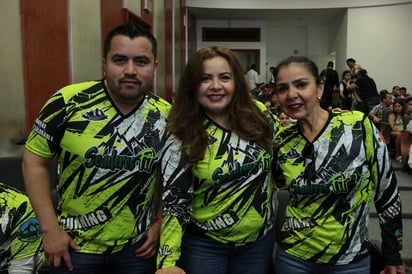 Juan Pablo garcía, Michelle Coronado y Paty de la Fuente (EL SIGLO DE TORREÓN / ENRIQUE CASTRUITA)