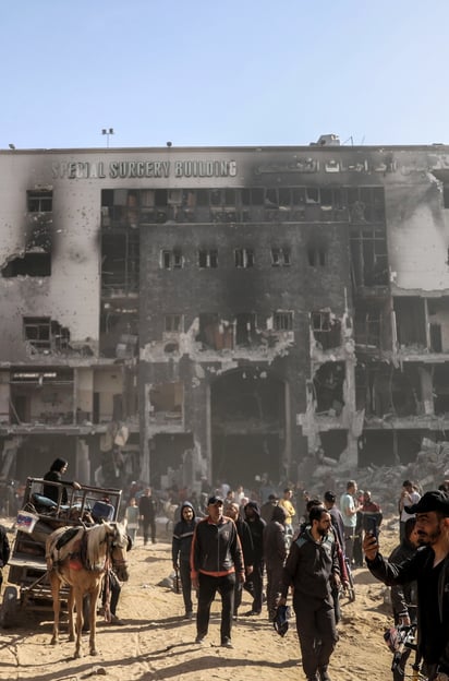 Otra vista a uno de los edificios del hospital Shifa. (EFE)