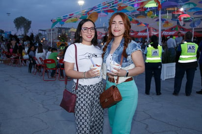 Daniela Castillo e Hiram González.