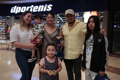 Familia Rodríguez Leaños (EL SIGLO DE TORREÓN / ENRIQUE CASTRUITA)